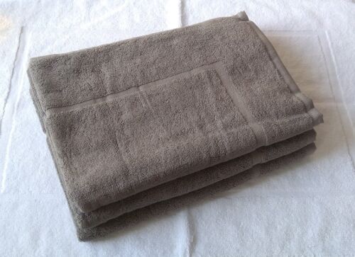 Koupelnová froté předložka 50 x70 cm 750 g/m2 stříbrná